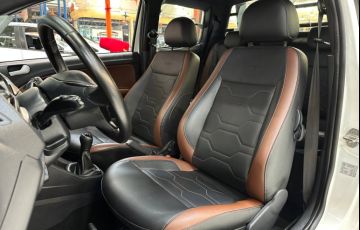 Volkswagen Saveiro 1.6 Cross CD 16v - Foto #7