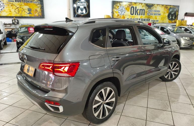 Volkswagen Taos 250 TSi Highline - Foto #4