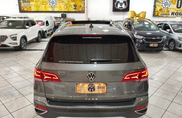 Volkswagen Taos 250 TSi Highline - Foto #5