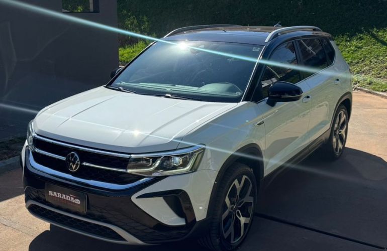 Volkswagen Taos 250 TSi Highline - Foto #2