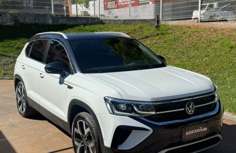 Volkswagen Taos 250 TSi Highline - Foto #3