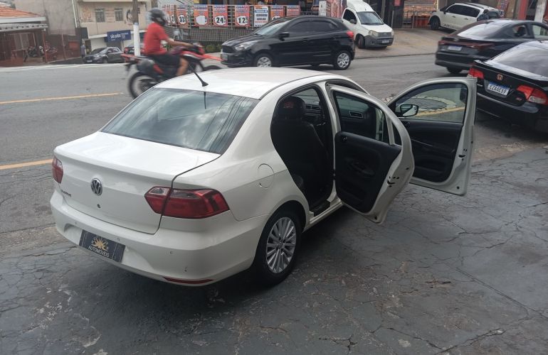 Volkswagen Voyage 1.6 Msi - Foto #8