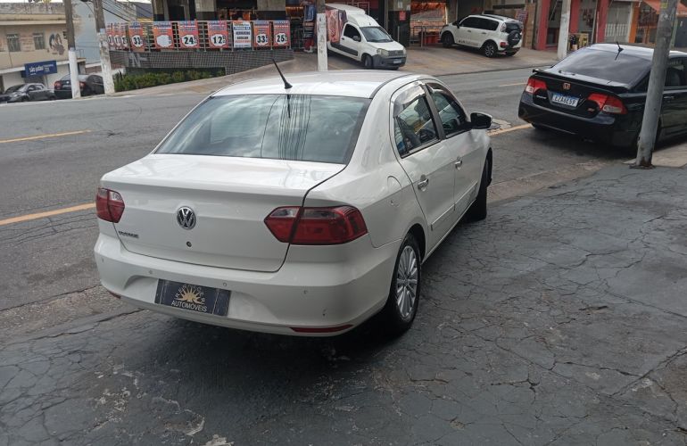 Volkswagen Voyage 1.6 Msi - Foto #9