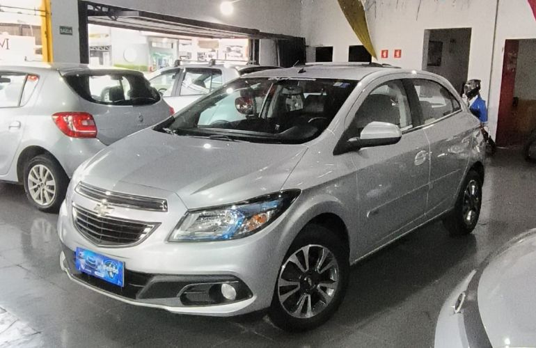 Chevrolet Onix 1.4 MPFi LTZ 8v - Foto #3