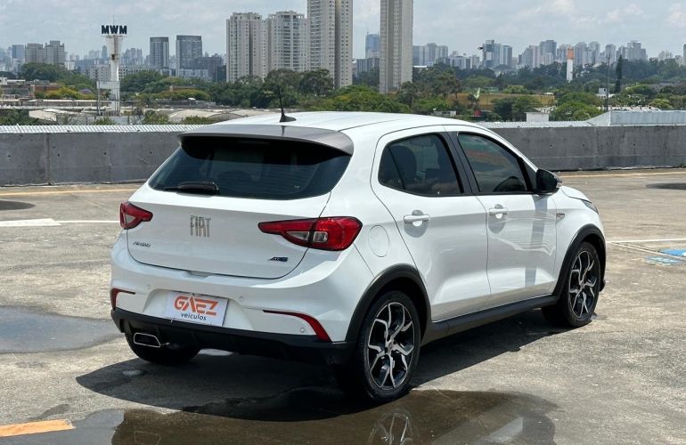 Fiat Argo 1.8 E.torq Hgt At6 - Foto #3