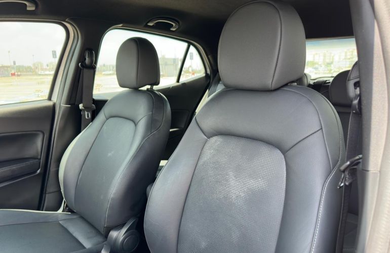 Fiat Argo 1.8 E.torq Hgt At6 - Foto #8