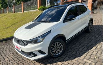 Fiat Argo 1.8 Trekking (Aut) - Foto #3