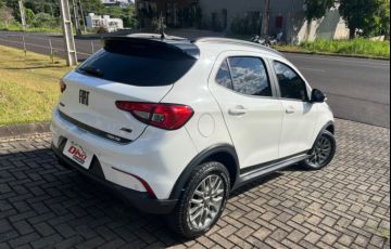 Fiat Argo 1.8 Trekking (Aut) - Foto #4