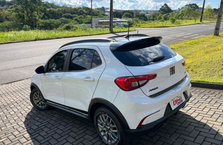 Fiat Argo 1.8 Trekking (Aut) - Foto #6