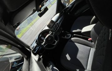 Fiat Argo 1.8 Trekking (Aut) - Foto #8