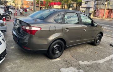 Fiat Grand Siena 1.4 MPi Attractive 8V Flex 4p Manual - Foto #4