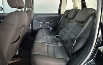 Fiat Idea Attractive 1.4 8V (Flex) - Foto #8