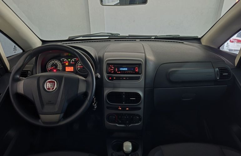 Fiat Idea Attractive 1.4 8V (Flex) - Foto #9