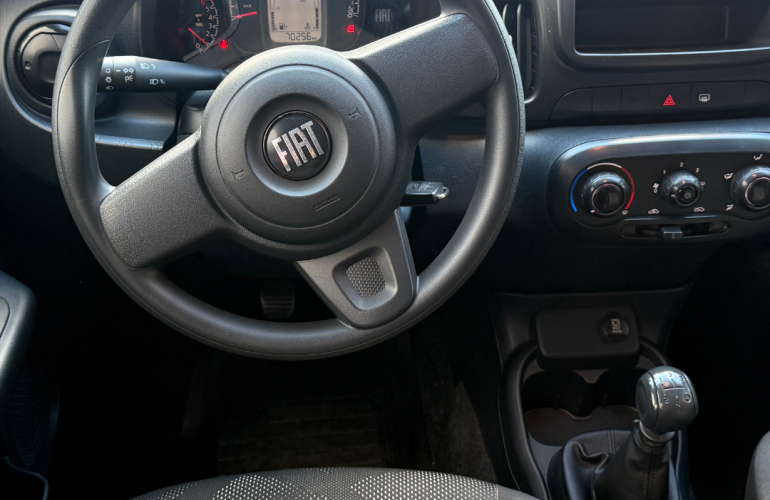 Fiat Mobi 1.0 Like - Foto #4