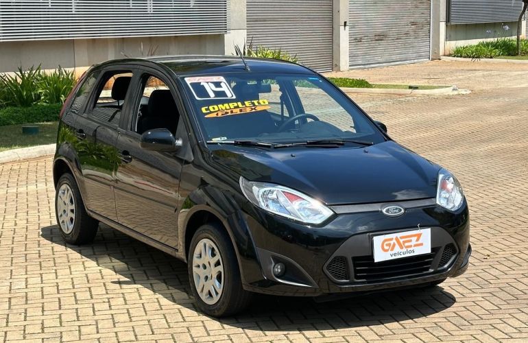 Ford Fiesta 1.6 Rocam Hatch 8v - Foto #4