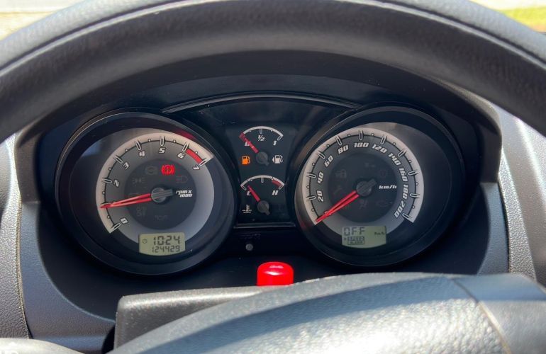 Ford Fiesta 1.6 Rocam Hatch 8v - Foto #6