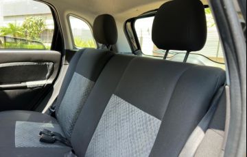 Ford Fiesta 1.6 Rocam Hatch 8v - Foto #9