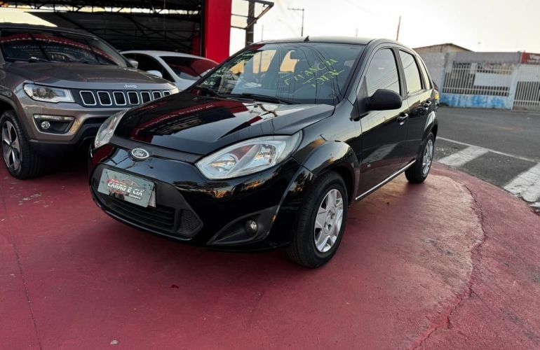 Ford Fiesta 1.5 S Hatch 16v - Foto #5