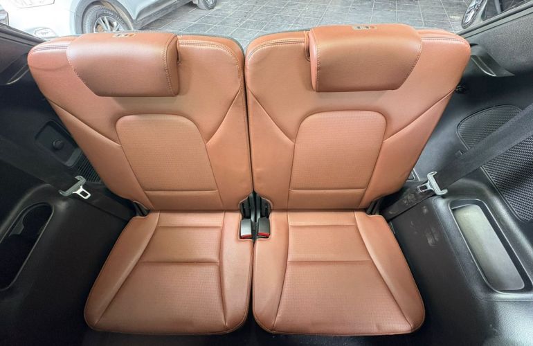 Hyundai Santa Fe 3.3 MPFi 4x4 7 Lugares V6 270cv - Foto #10