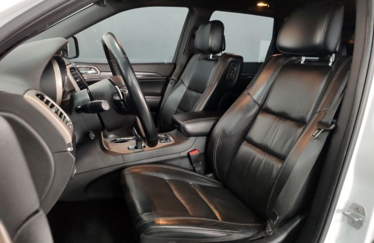 Jeep Grand Cherokee 3.6 V6 Limited 4WD - Foto #8