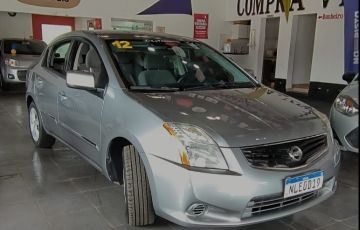 Nissan Sentra 2.0 16V - Foto #2
