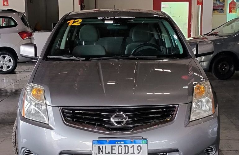 Nissan Sentra 2.0 16V - Foto #3
