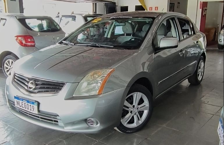 Nissan Sentra 2.0 16V - Foto #7