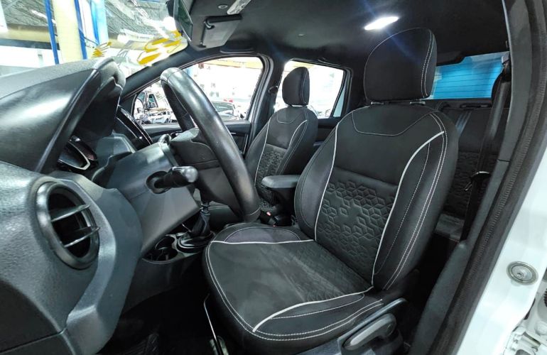 Renault Duster Oroch 2.0 16V Dynamique - Foto #5