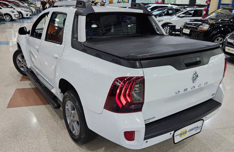 Renault Duster Oroch 2.0 16V Dynamique - Foto #6