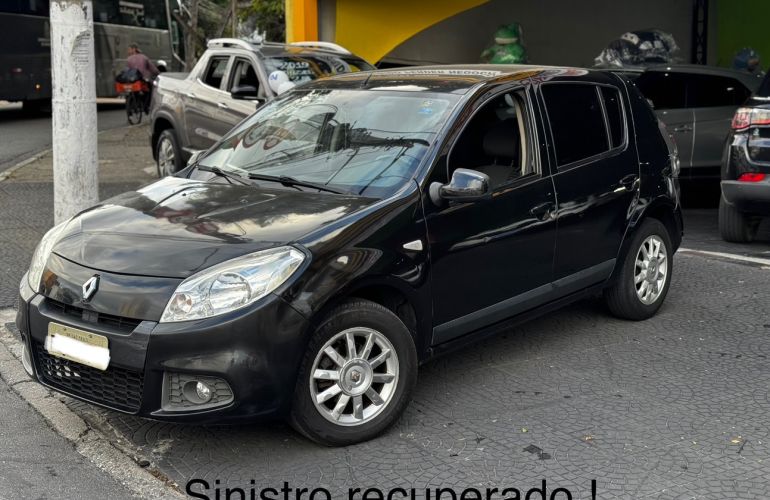 Renault Sandero 1.6 Privilege 16v - Foto #1