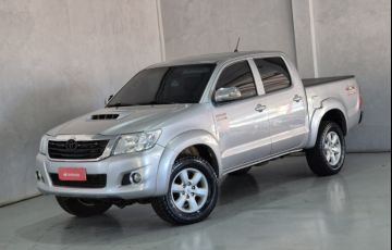 Toyota Hilux 3.0 TDI 4x4 CD SR (Aut) - Foto #3