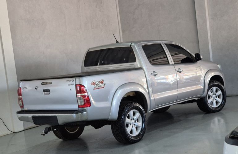 Toyota Hilux 3.0 TDI 4x4 CD SR (Aut) - Foto #4