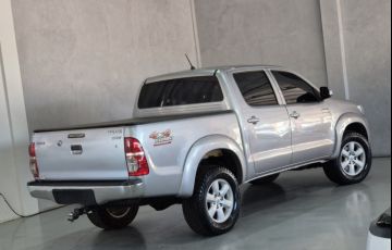 Toyota Hilux 3.0 TDI 4x4 CD SR (Aut) - Foto #4