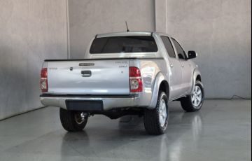 Toyota Hilux 3.0 TDI 4x4 CD SR (Aut) - Foto #5