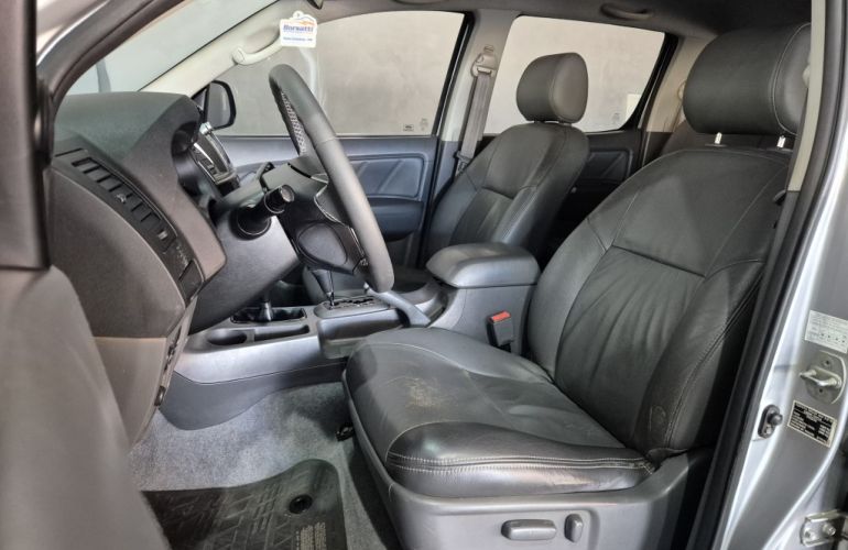 Toyota Hilux 3.0 TDI 4x4 CD SR (Aut) - Foto #7