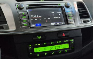 Toyota Hilux 3.0 TDI 4x4 CD SR (Aut) - Foto #9