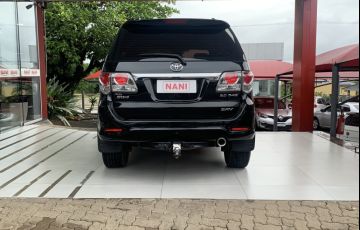 Toyota Hilux SW4 3.0 TDI 4x4 SRV 7L - Foto #6