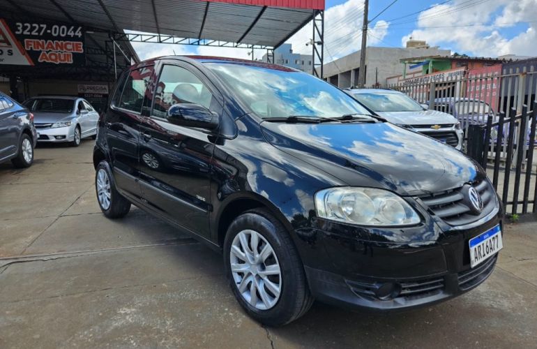 Volkswagen Fox 1.0 8V (Flex) 4p - Foto #6