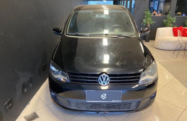 Volkswagen Fox 1.6 Mi 8V Flex 4p Manual - Foto #2