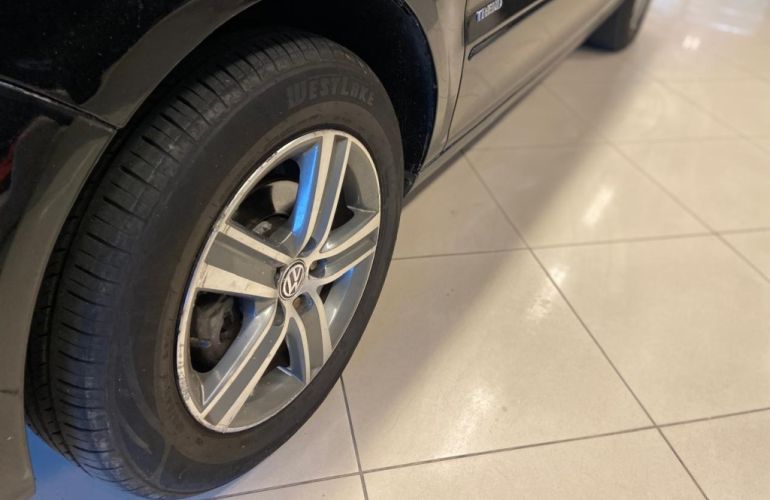 Volkswagen Fox 1.6 Mi 8V Flex 4p Manual - Foto #7