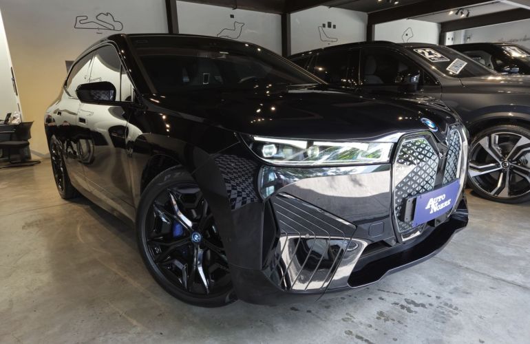 BMW Ix Xdrive50 Sport - Foto #3