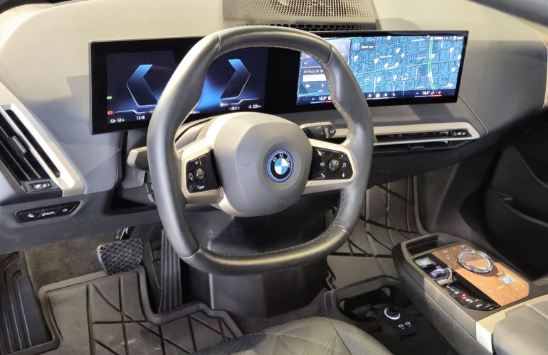 BMW Ix Xdrive50 Sport - Foto #8
