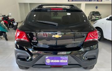 Chevrolet Onix 1.4 Activ SPE/4 (Aut) - Foto #5