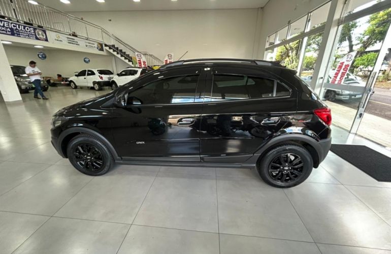 Chevrolet Onix 1.4 Activ SPE/4 (Aut) - Foto #8