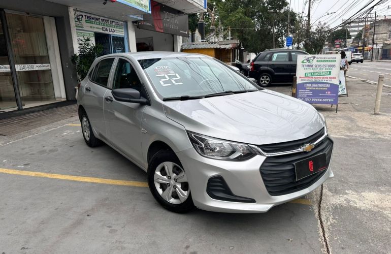 Chevrolet Onix 1.0 Flex Manual - Foto #3