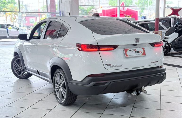 Fiat Fastback 1.0 Turbo 200 - Foto #4