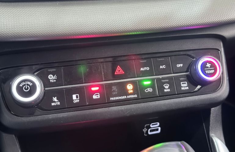 Fiat Fastback 1.0 Turbo 200 - Foto #10