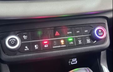 Fiat Fastback 1.0 Turbo 200 - Foto #10