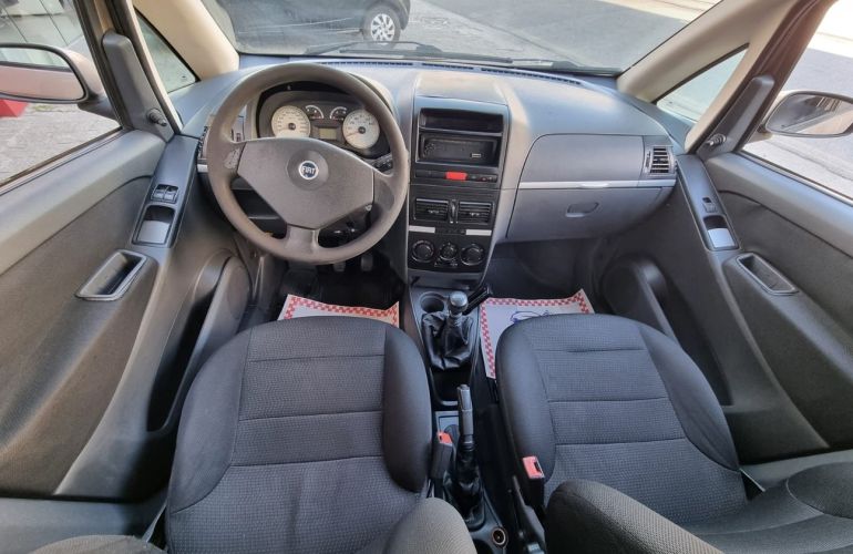 Fiat Idea 1.4 MPi Elx 8v - Foto #4