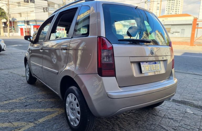 Fiat Idea 1.4 MPi Elx 8v - Foto #5